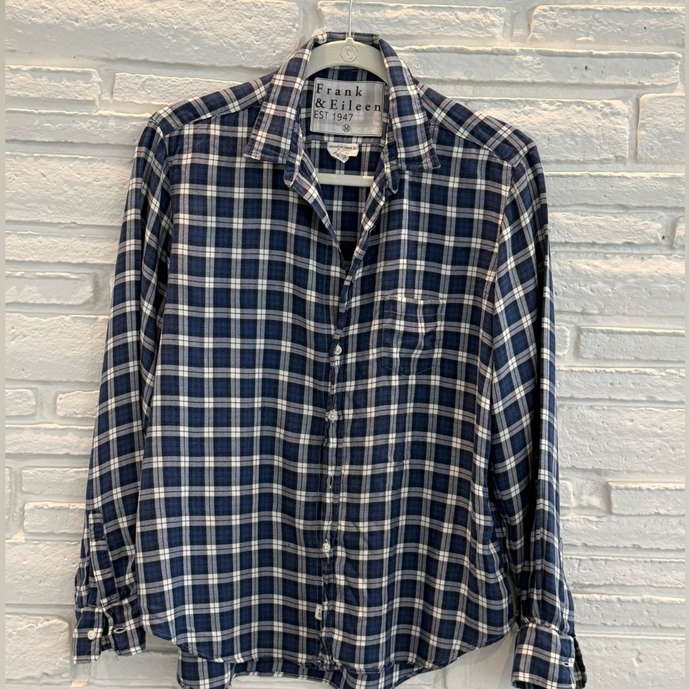 Frank & Eileen Navy and White Plaid Button-Down Shirt